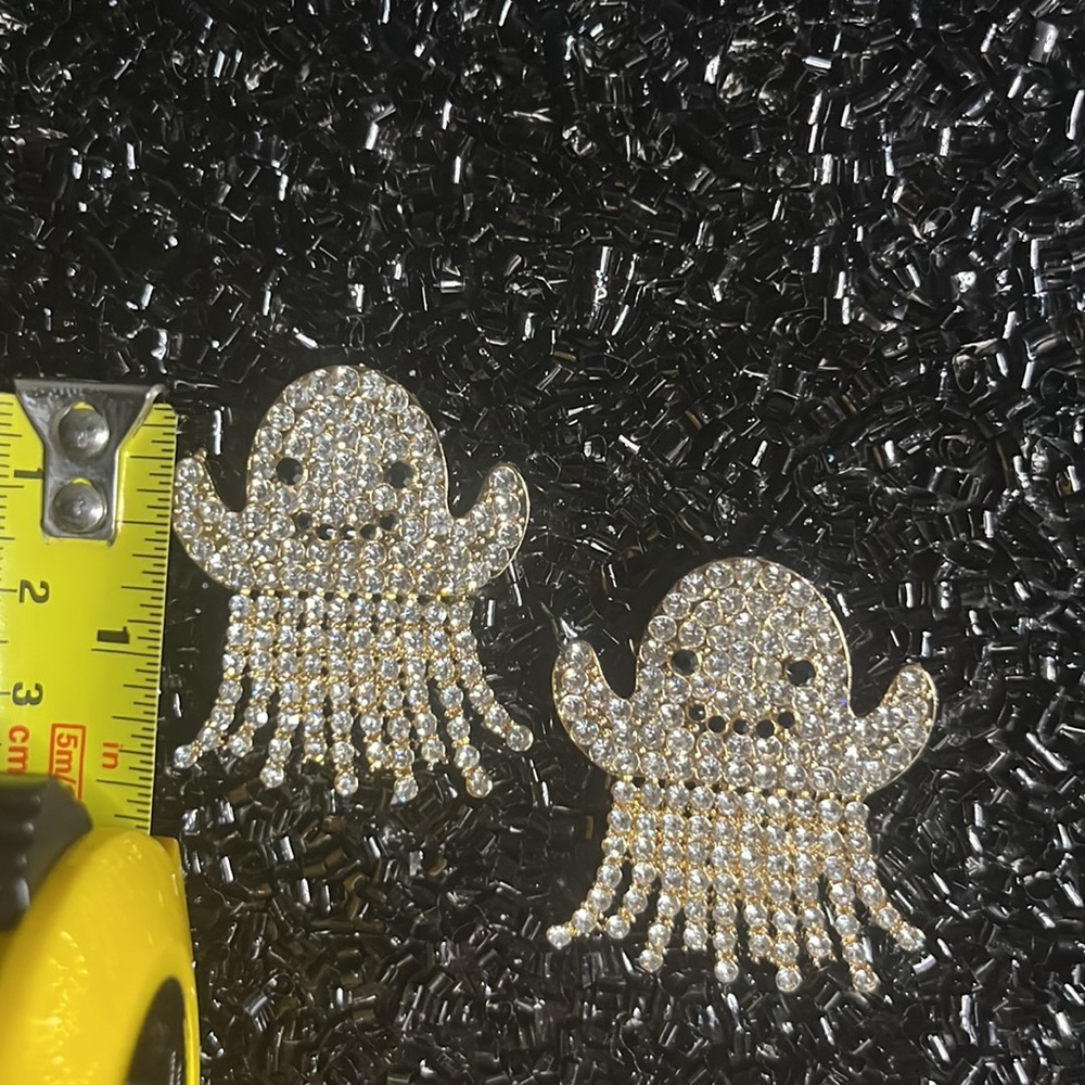 White Rhinestone Ghost - Picture 16 of 17